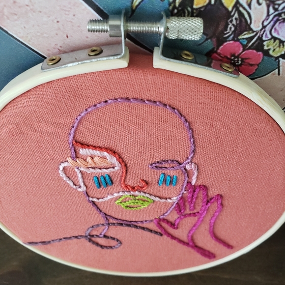 5" Line Art Handmade Embroidery - Picture 2 of 7